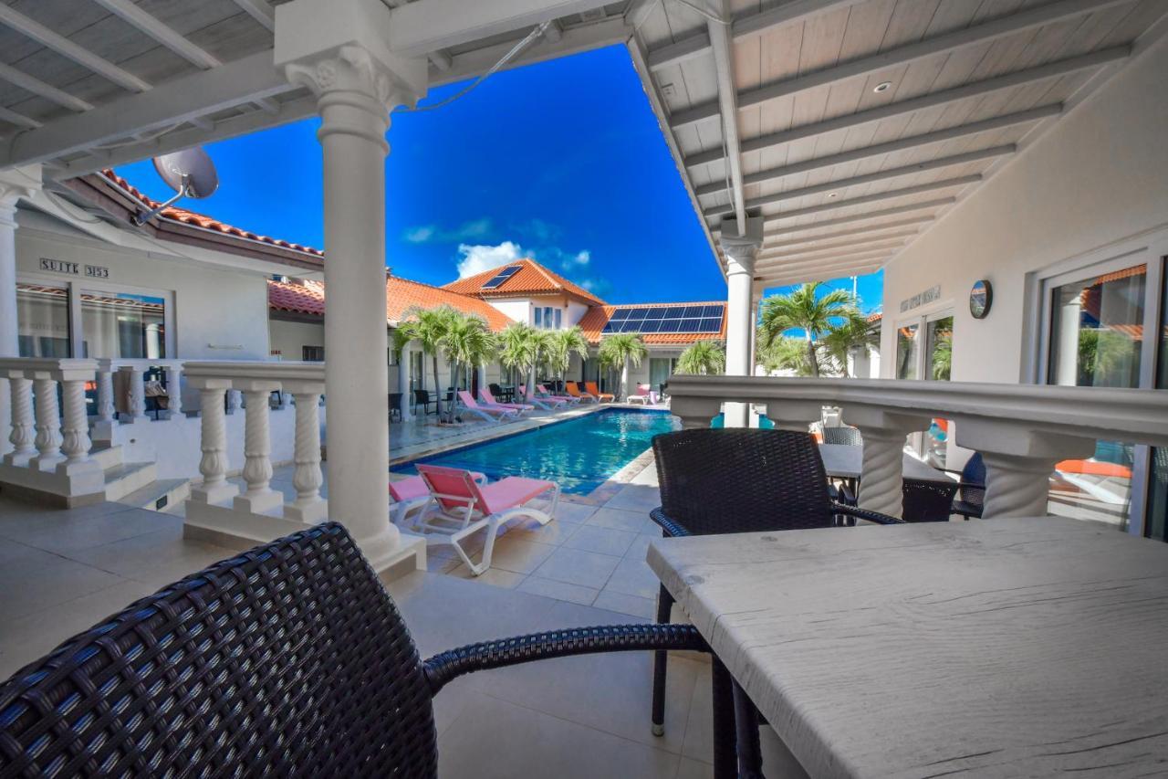 Boutique Hotel Swiss Paradise Aruba Villas&Suites Palm Beach Extérieur photo