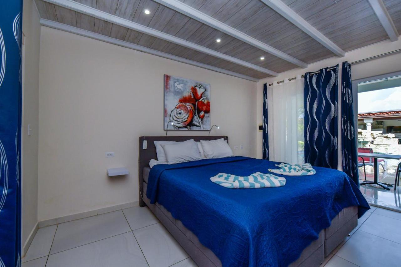 Boutique Hotel Swiss Paradise Aruba Villas&Suites Palm Beach Extérieur photo