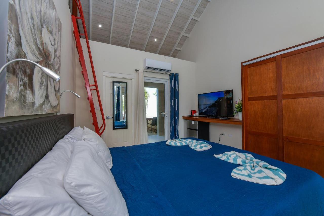 Boutique Hotel Swiss Paradise Aruba Villas&Suites Palm Beach Extérieur photo