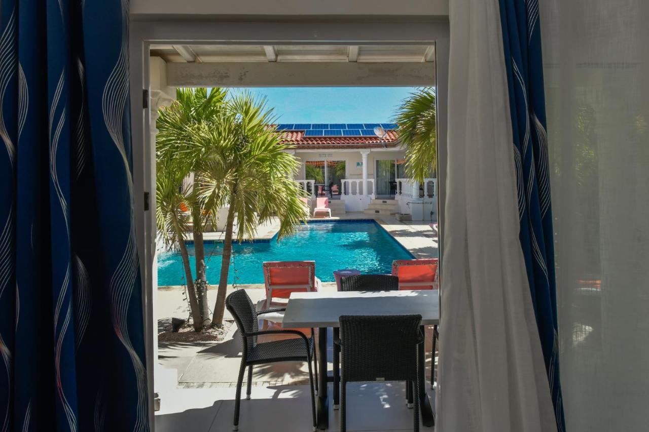 Boutique Hotel Swiss Paradise Aruba Villas&Suites Palm Beach Extérieur photo