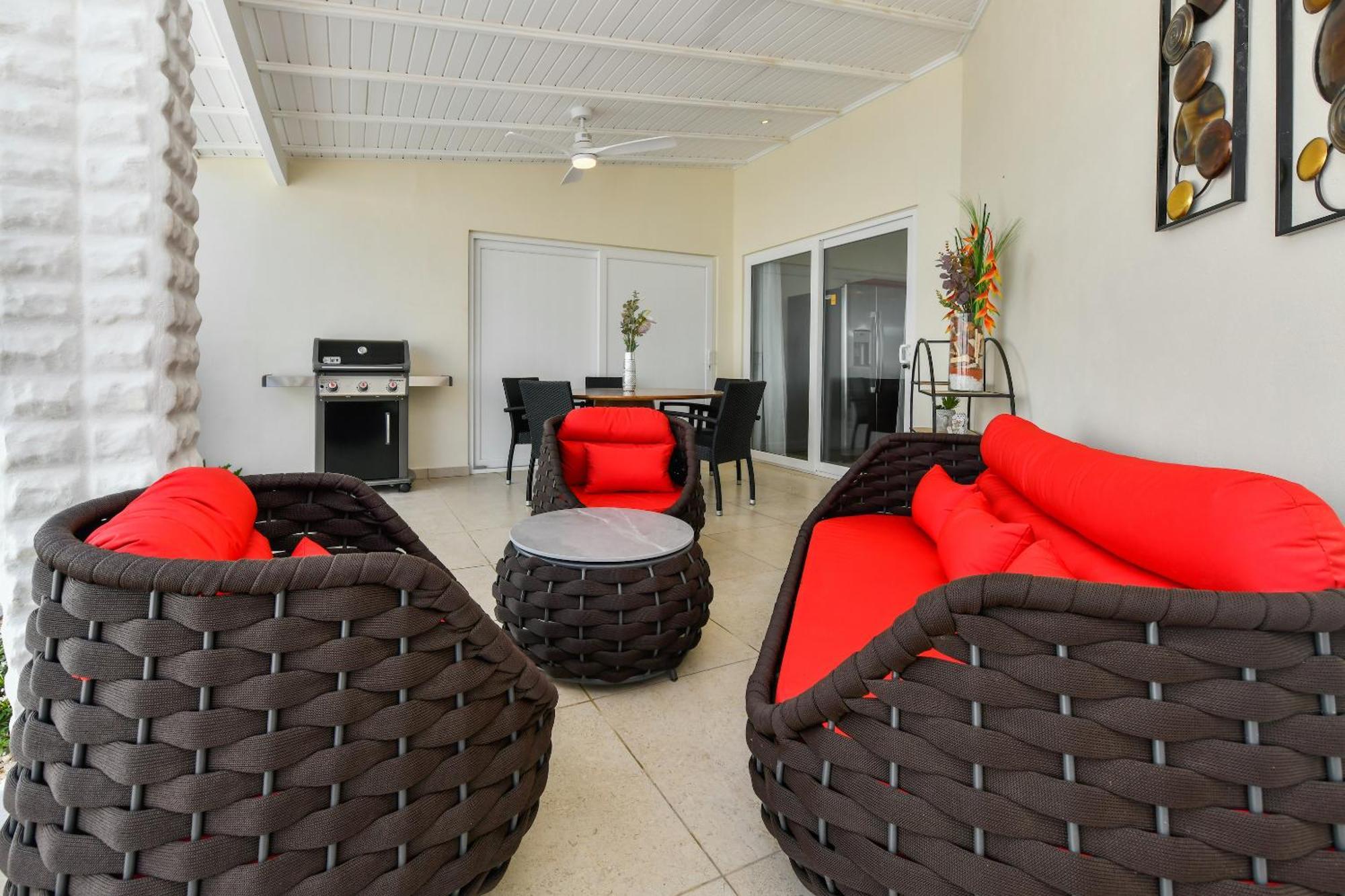 Boutique Hotel Swiss Paradise Aruba Villas&Suites Palm Beach Extérieur photo