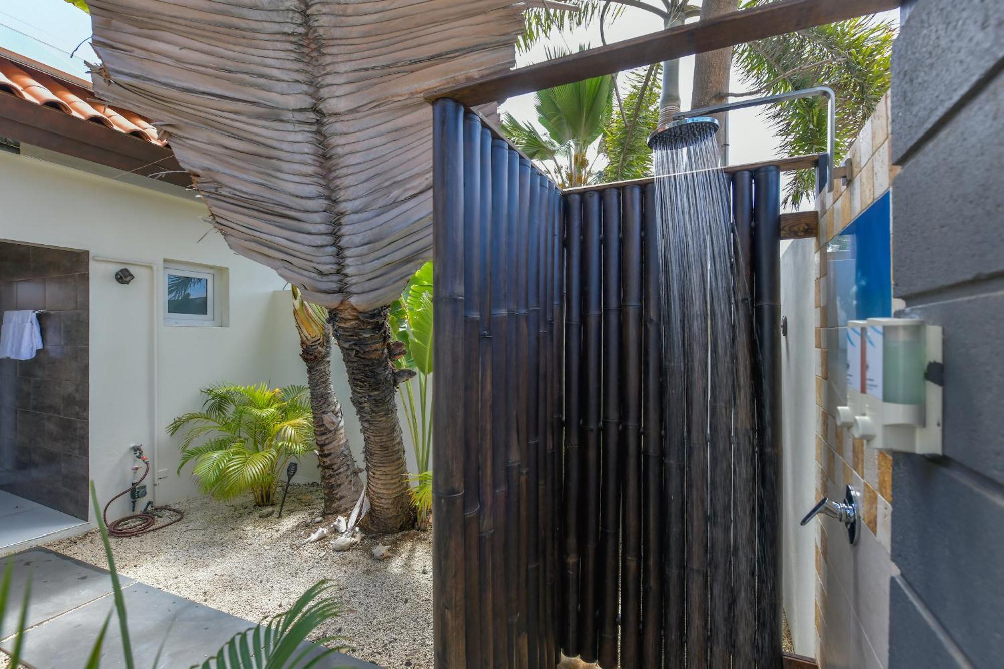 Boutique Hotel Swiss Paradise Aruba Villas&Suites Palm Beach Extérieur photo